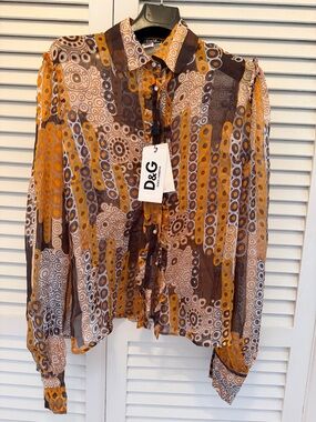 NWT D&G  Women’s  Geometric Silk Print Button-Down in Mustard & Brown size 8